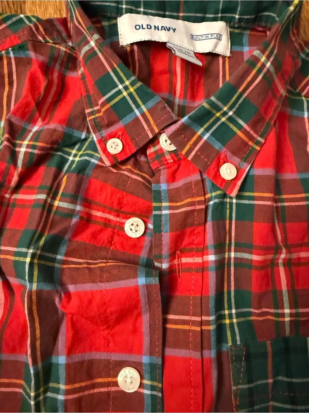 Boys Old Navy Plaid Button-Up Shirt in Red and Green-worn once size large 10-12